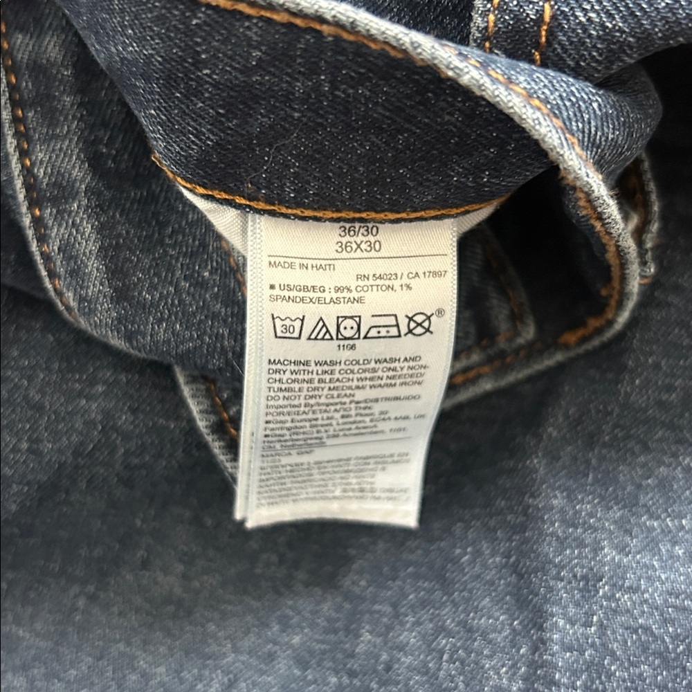 Gap Straight Leg Jeans - Picture 5 of 7
